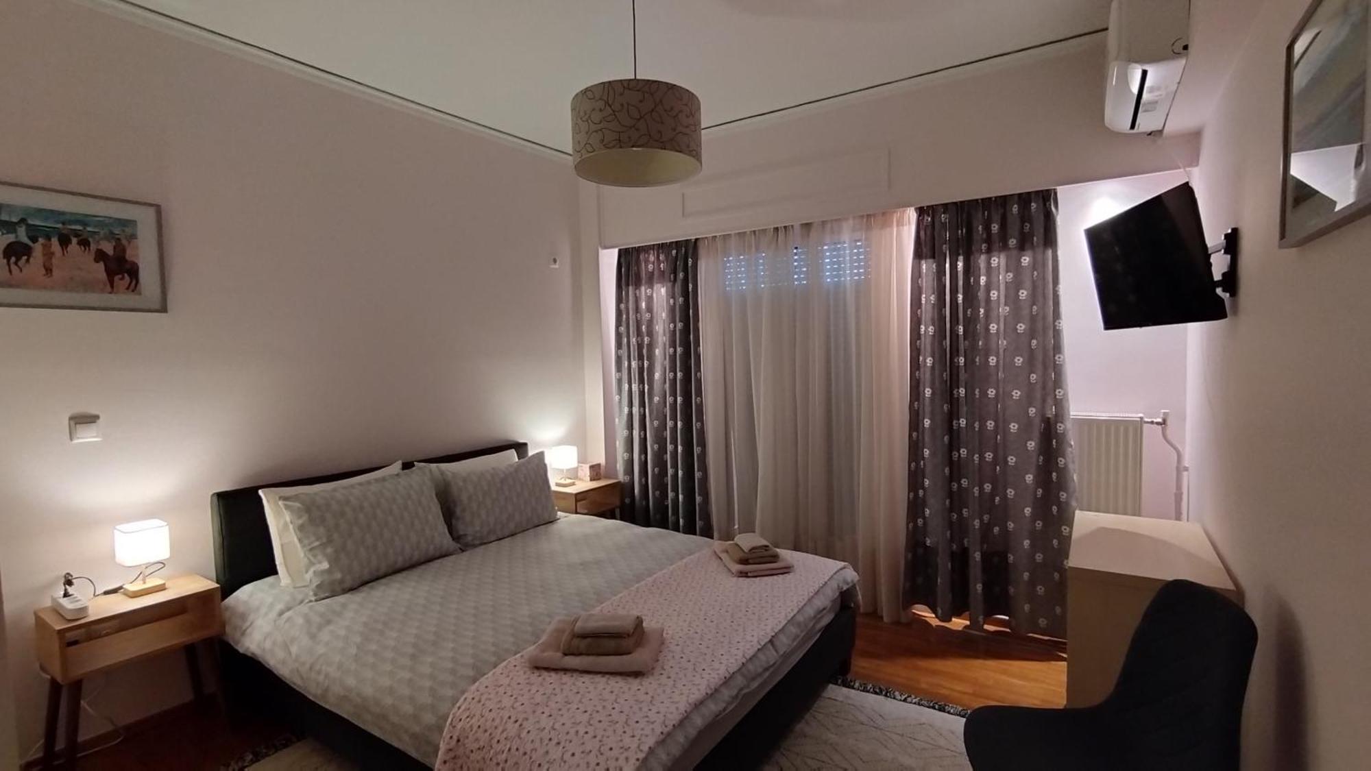 Spacious Flat Ideal For Families Athene Buitenkant foto